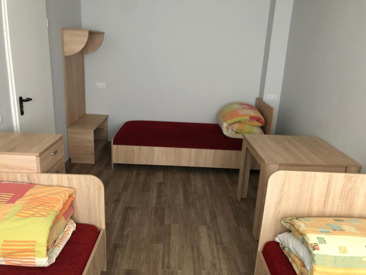Hostel Laurita Kaunas Exteriör bild