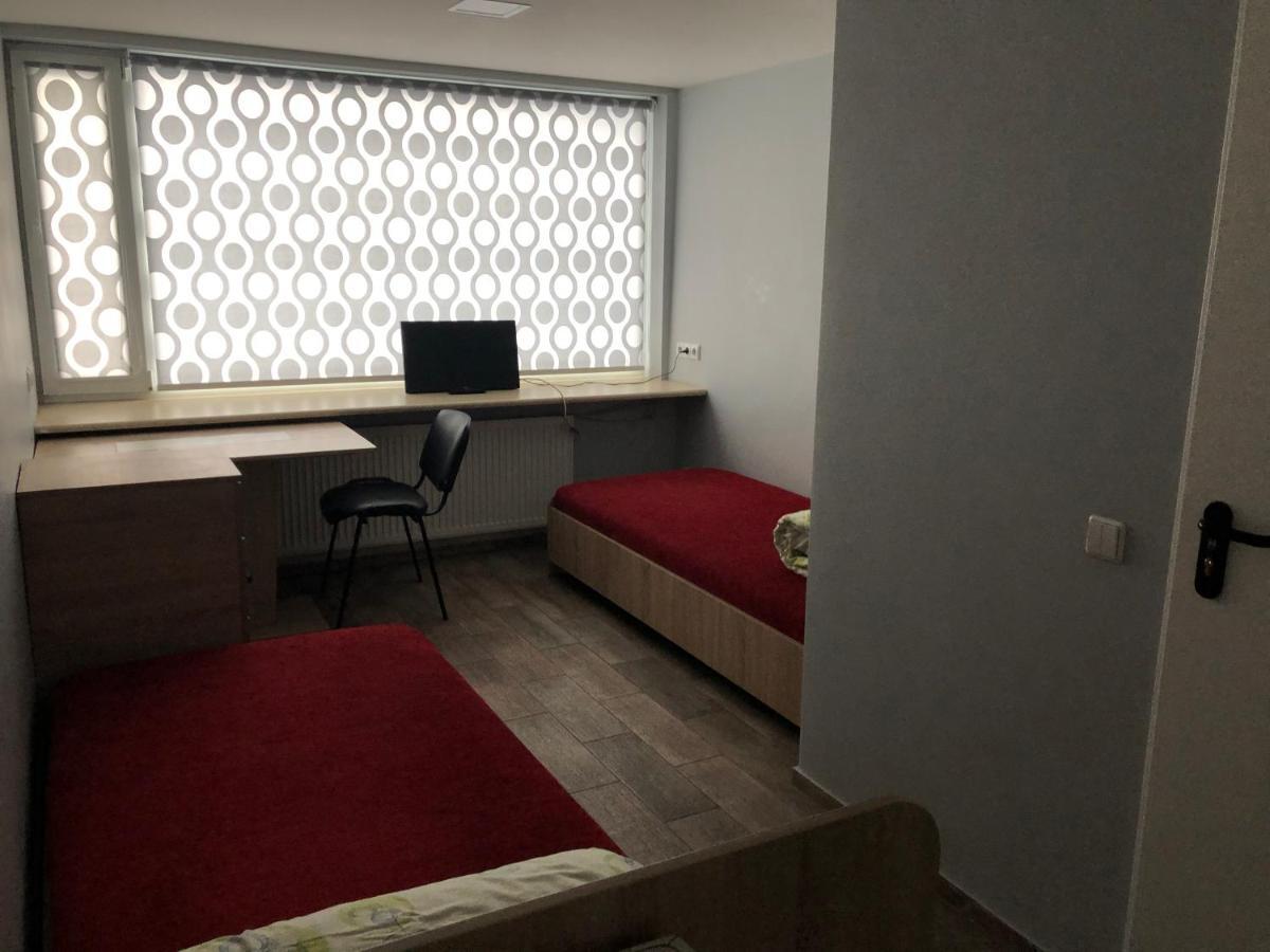 Hostel Laurita Kaunas Exteriör bild