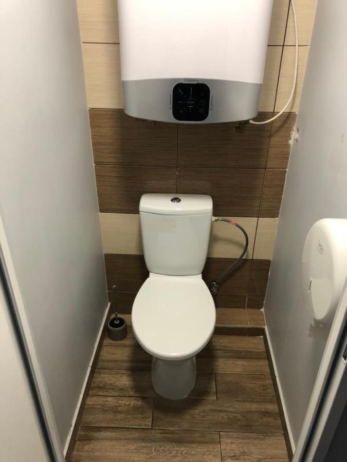 Hostel Laurita Kaunas Exteriör bild