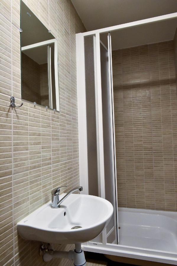Hostel Laurita Kaunas Exteriör bild