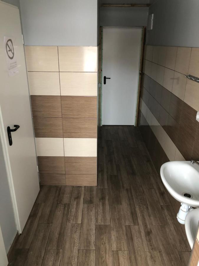 Hostel Laurita Kaunas Exteriör bild